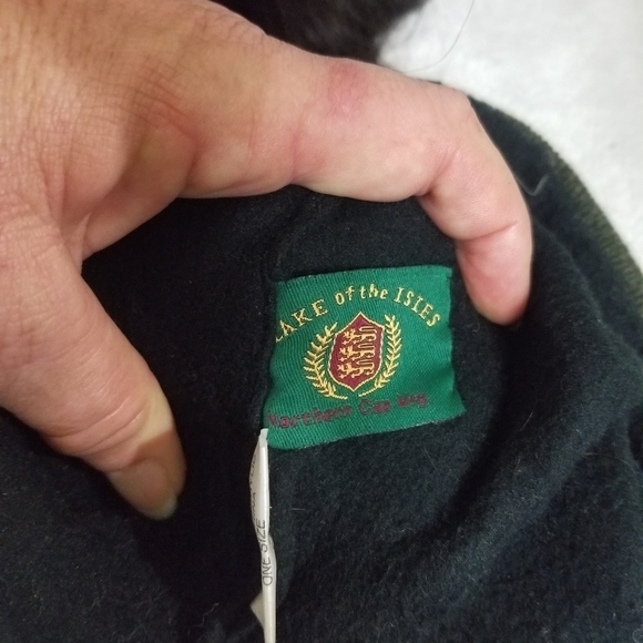 Lake of the Isles wool beanie hat - Picture 2 of 5